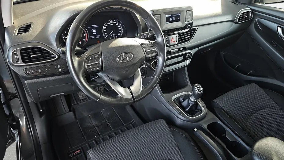 HYUNDAI i30 i30 1.5 DPI Classic +