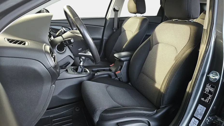 HYUNDAI i30 i30 1.5 DPI Classic +