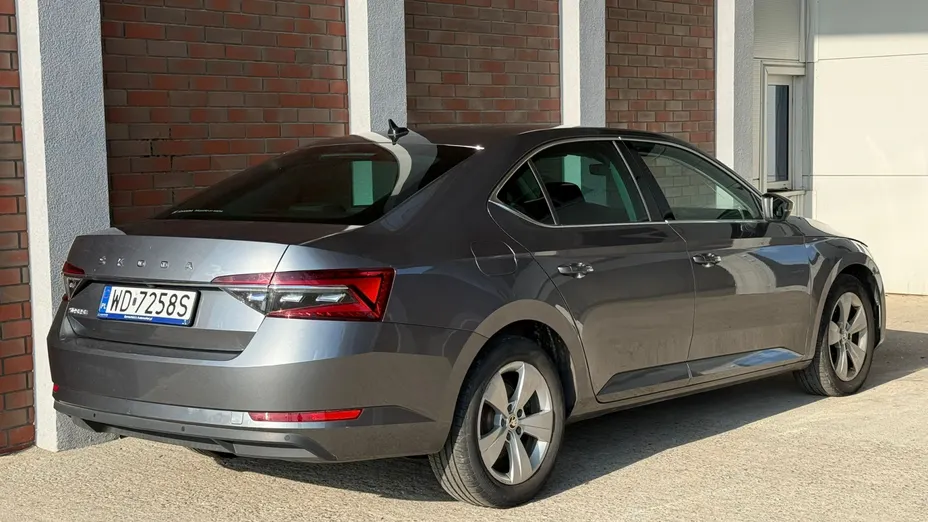 SKODA Superb Superb 2.0 TDI SCR Style DSG