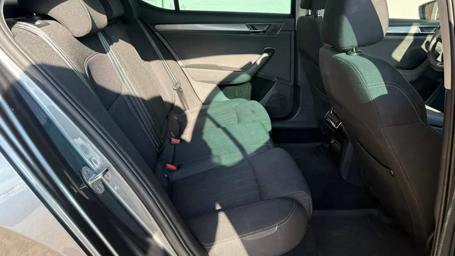 SKODA Superb Superb 2.0 TDI SCR Style DSG