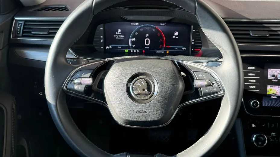 SKODA Superb Superb 2.0 TDI SCR Style DSG