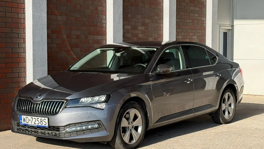 SKODA Superb Superb 2.0 TDI SCR Style DSG