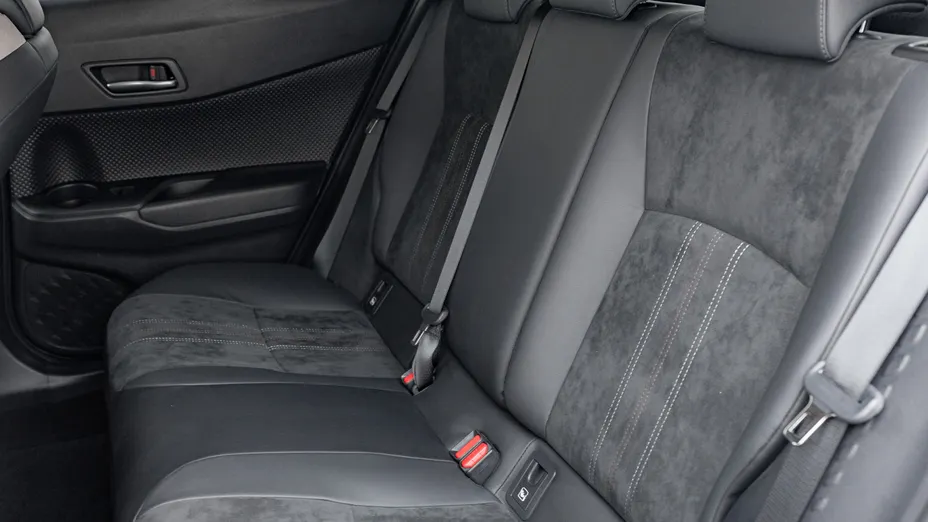 TOYOTA C-HR C-HR 2.0 Hybrid GR Sport