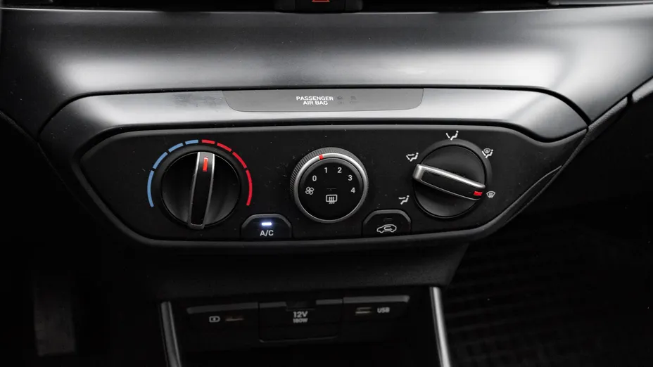 HYUNDAI i20 i20 1.2 Pure