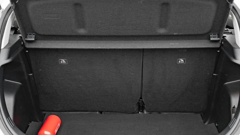 HYUNDAI i20 i20 1.2 Pure