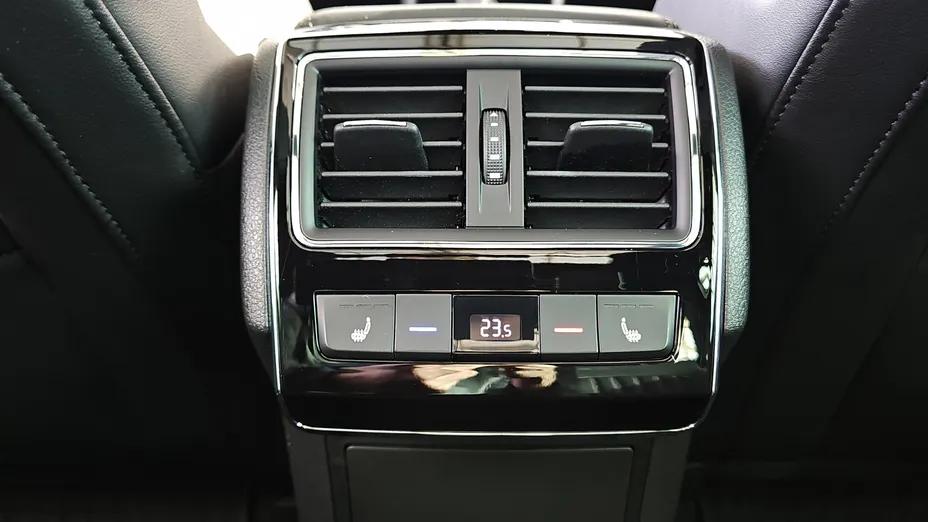 SKODA Superb Superb 2.0 TSI L&K DSG