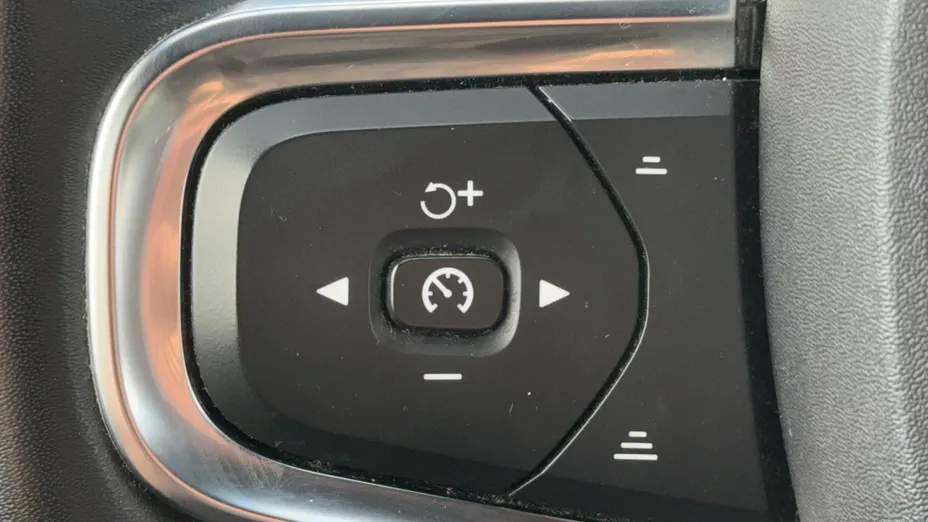 VOLVO XC40 XC40 B3 Core aut