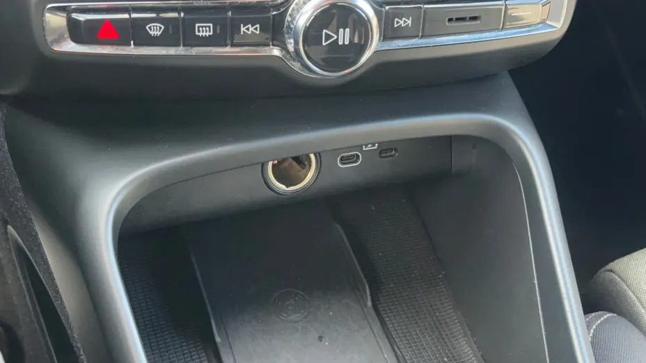 VOLVO XC40 XC40 B3 Core aut