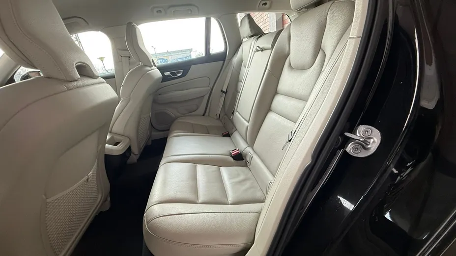 VOLVO V60 V60 B5 B AWD Plus Bright aut