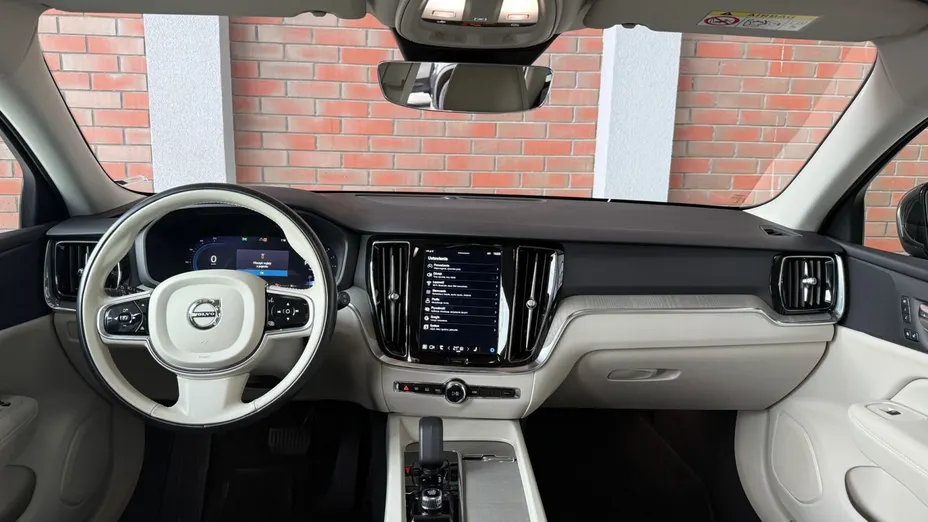 VOLVO V60 V60 B5 B AWD Plus Bright aut