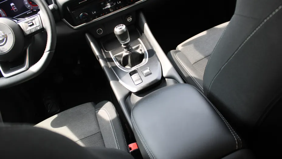 NISSAN Qashqai Qashqai 1.3 DIG-T mHEV N-Connecta