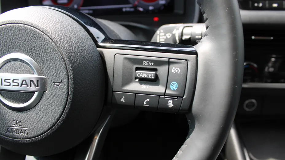 NISSAN Qashqai Qashqai 1.3 DIG-T mHEV N-Connecta