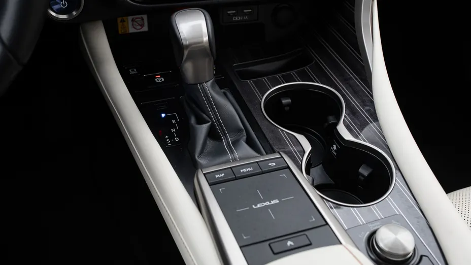 LEXUS RX RX 450h Omotenashi