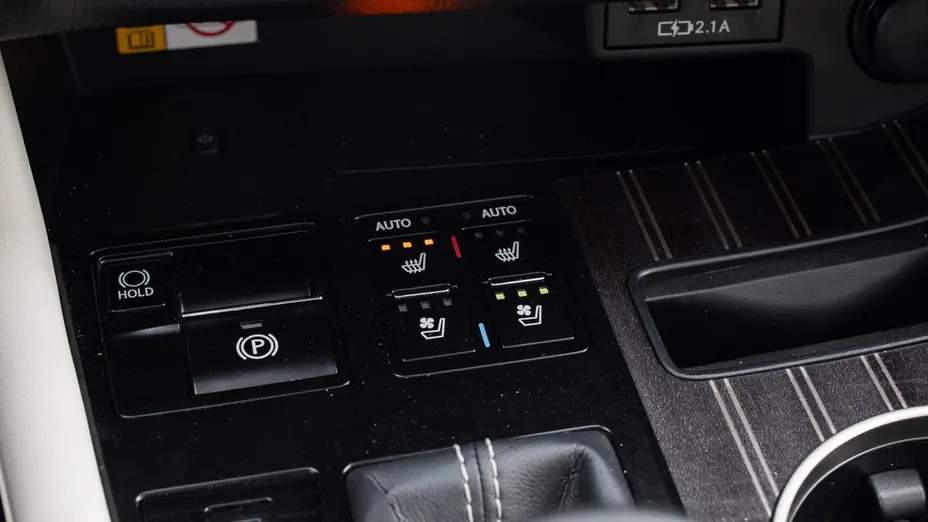 LEXUS RX RX 450h Omotenashi