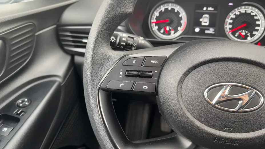 HYUNDAI i20 i20 1.2 Pure