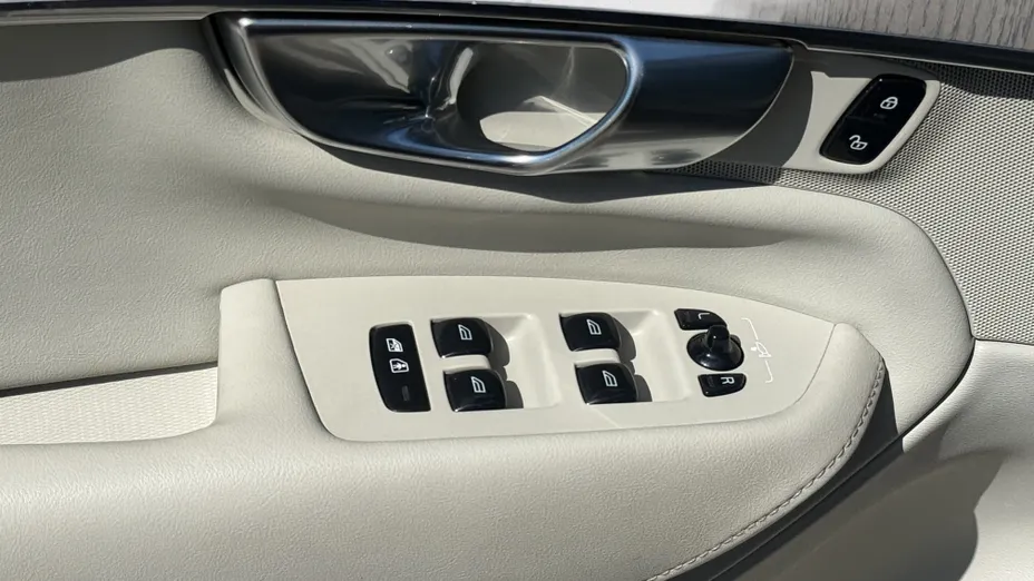 VOLVO XC90 XC90 B5 D AWD Plus Bright aut