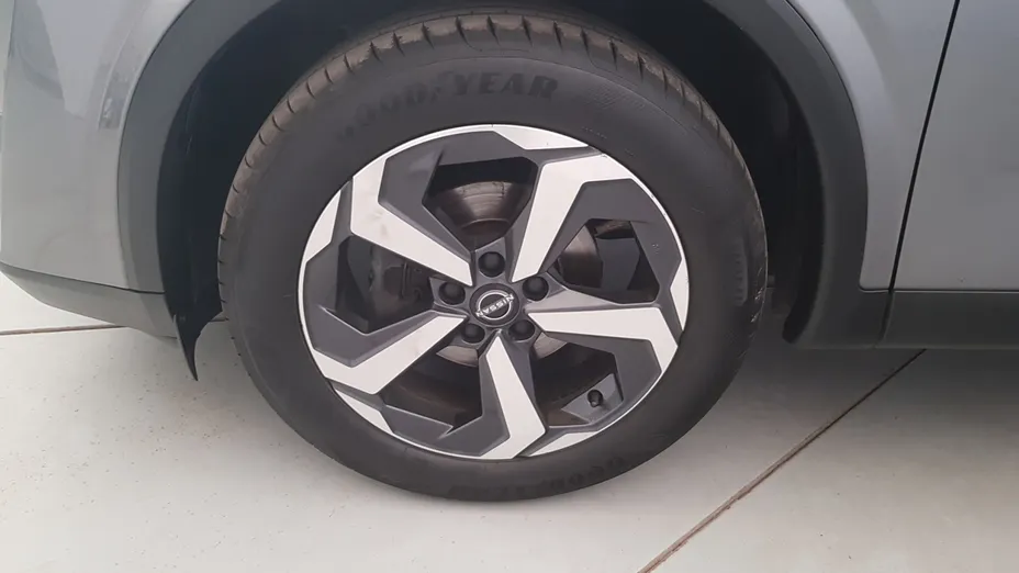 NISSAN Qashqai Qashqai 1.3 DIG-T mHEV N-Connecta Xtronic