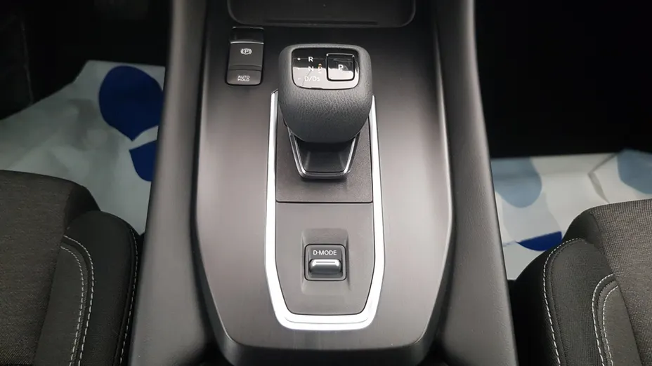 NISSAN Qashqai Qashqai 1.3 DIG-T mHEV N-Connecta Xtronic