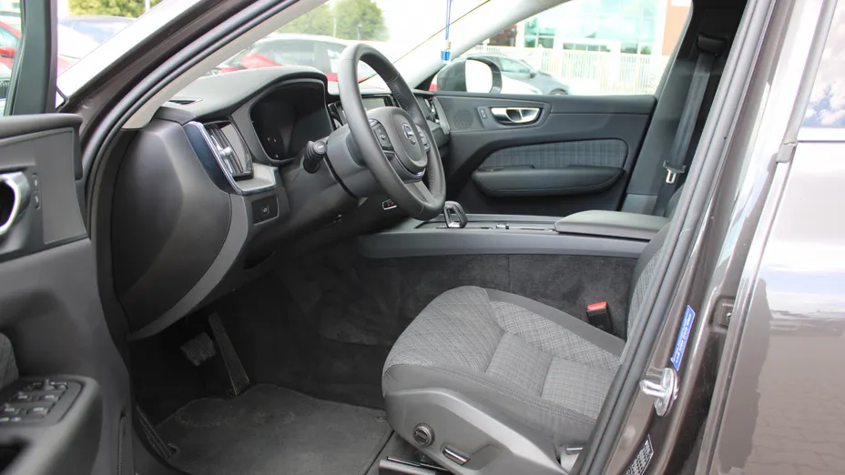 VOLVO XC60 XC60 B4 B Core aut