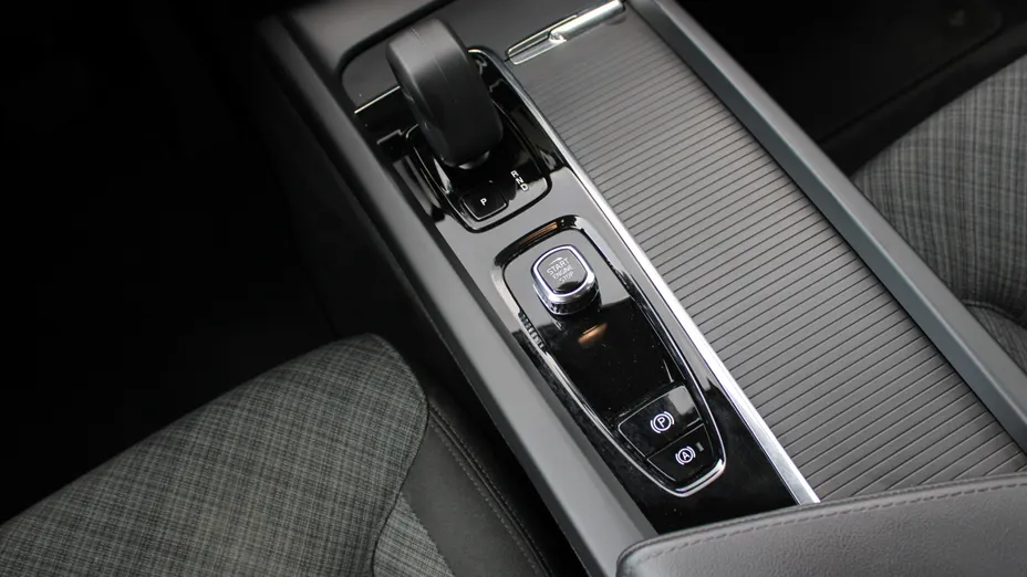 VOLVO XC60 XC60 B4 B Core aut