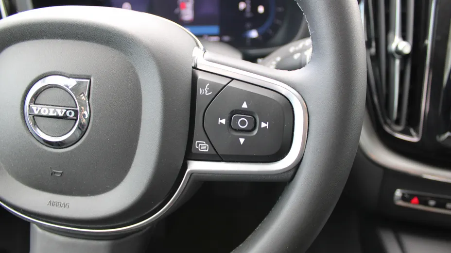 VOLVO XC60 XC60 B4 B Core aut