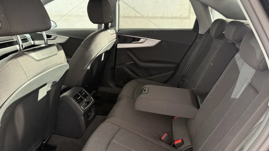 AUDI A4 A4 35 TFSI mHEV S tronic