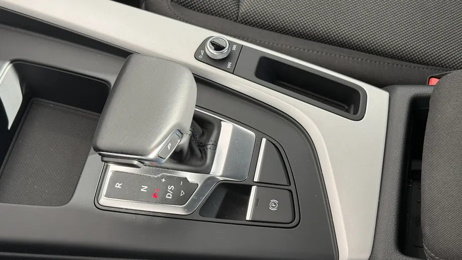 AUDI A4 A4 35 TFSI mHEV S tronic