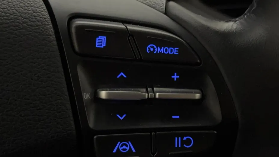 HYUNDAI i30 i30 1.0 T-GDI Modern