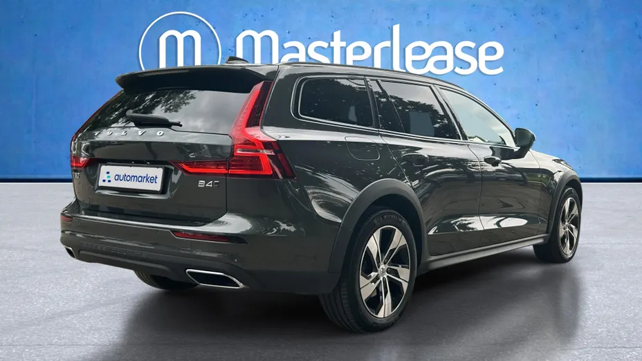 VOLVO V60 V60 CC Pro B4 D AWD aut