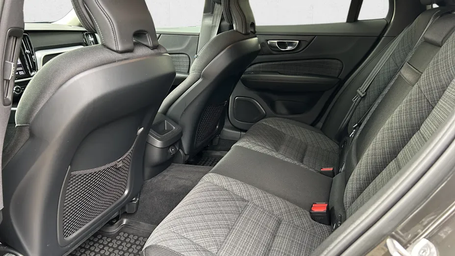 VOLVO V60 V60 CC Pro B4 D AWD aut