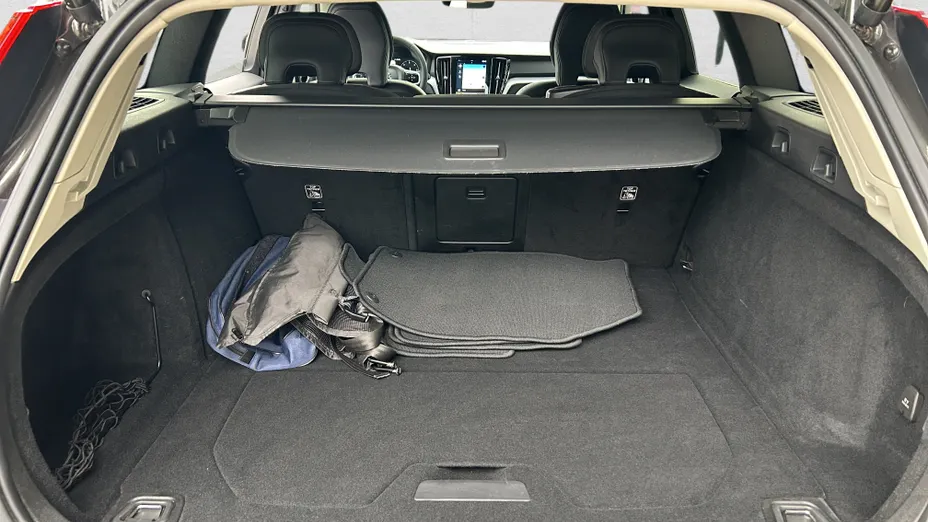 VOLVO V60 V60 CC Pro B4 D AWD aut