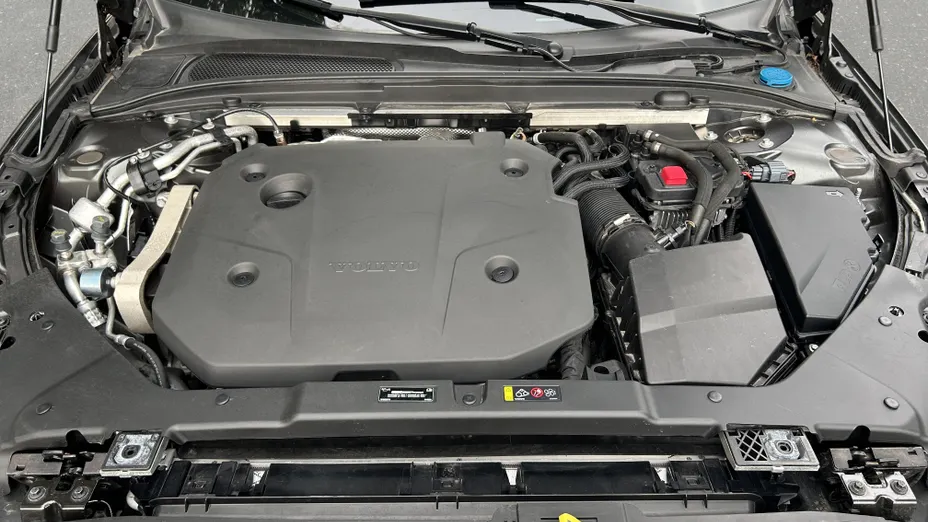 VOLVO V60 V60 CC Pro B4 D AWD aut