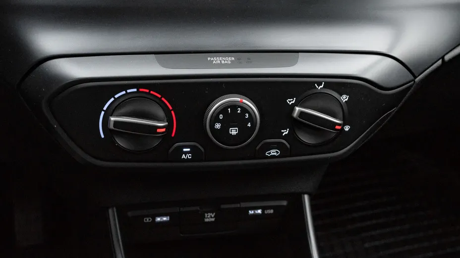 HYUNDAI i20 i20 1.2 Pure