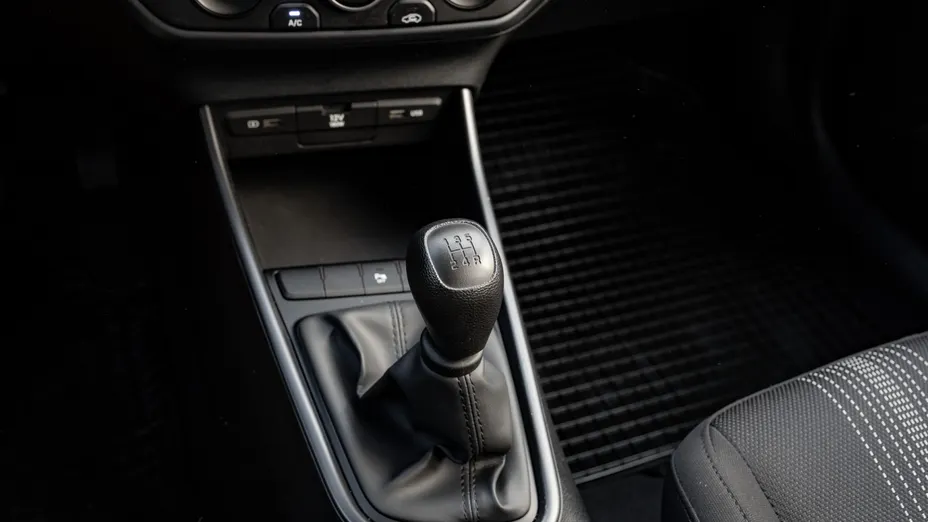 HYUNDAI i20 i20 1.2 Pure