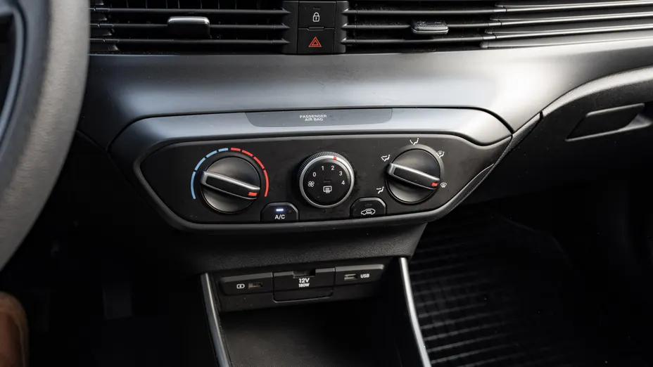 HYUNDAI i20 i20 1.2 Pure