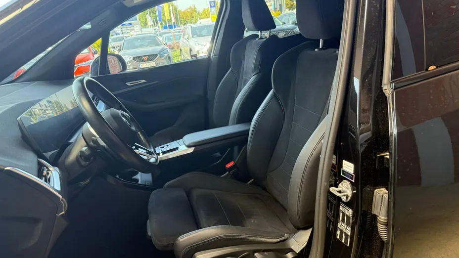 BMW Seria 2 218d M Sport sport-aut