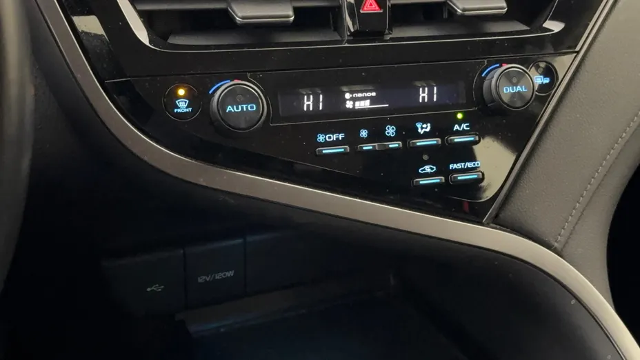 TOYOTA Camry Camry 2.5 Hybrid Comfort CVT