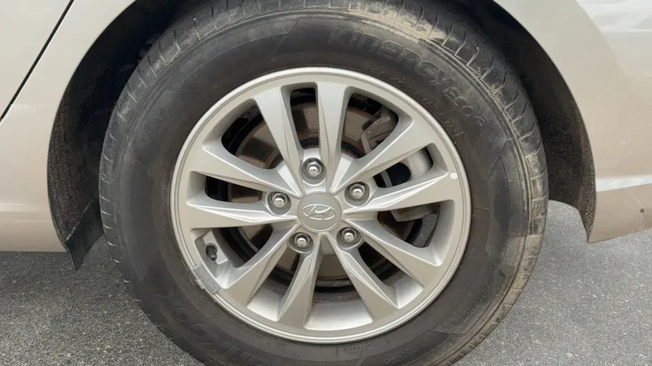 HYUNDAI i30 i30 1.0 T-GDI Modern