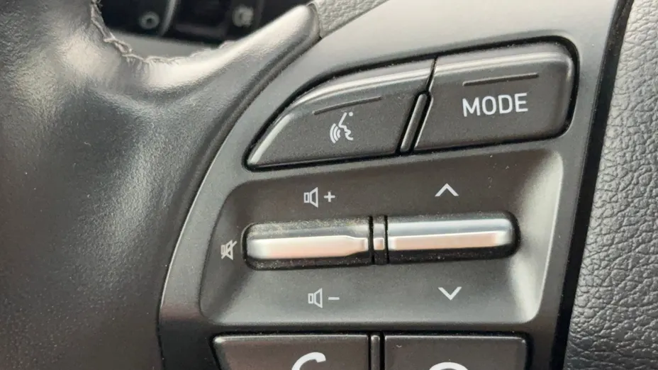 HYUNDAI i30 i30 1.0 T-GDI Modern