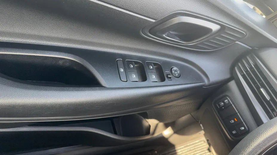 HYUNDAI i20 i20 1.2 Pure