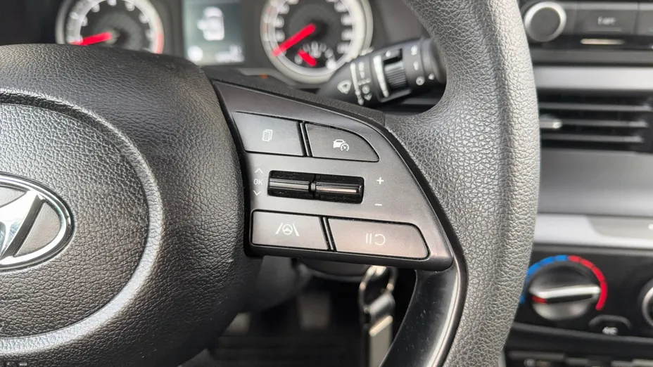 HYUNDAI i20 i20 1.2 Pure