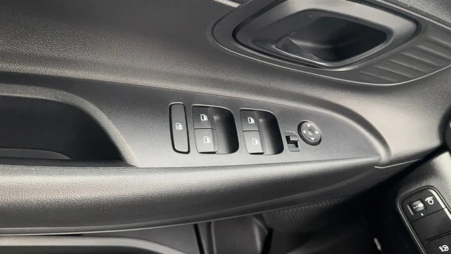 HYUNDAI i20 i20 1.2 Pure