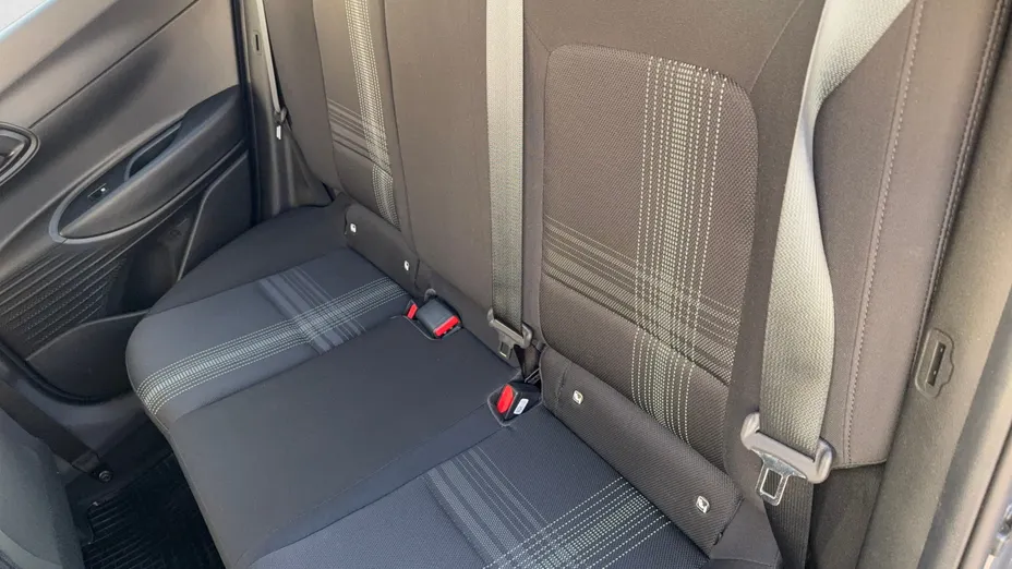 HYUNDAI i20 i20 1.2 Pure