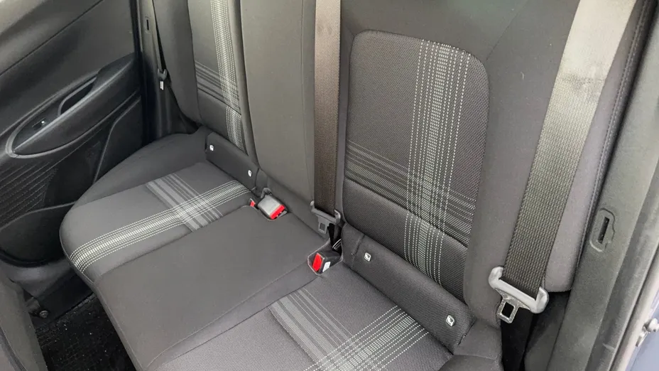 HYUNDAI i20 i20 1.2 Pure