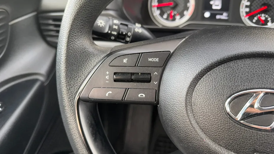 HYUNDAI i20 i20 1.2 Pure