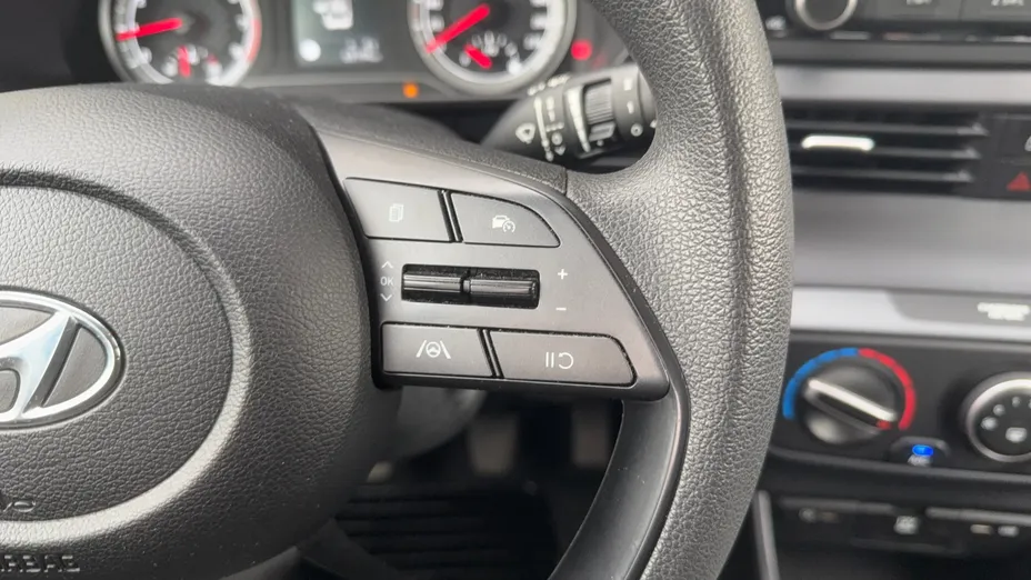 HYUNDAI i20 i20 1.2 Pure