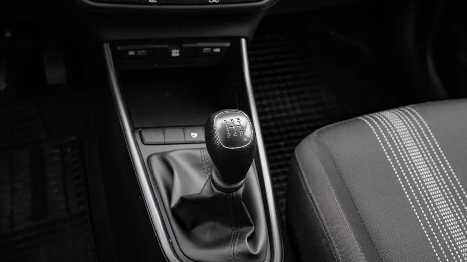 HYUNDAI i20 i20 1.2 Pure