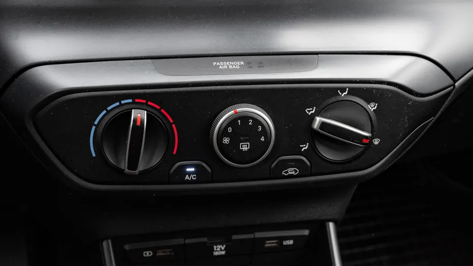 HYUNDAI i20 i20 1.2 Pure