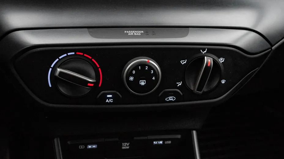 HYUNDAI i20 i20 1.2 Pure