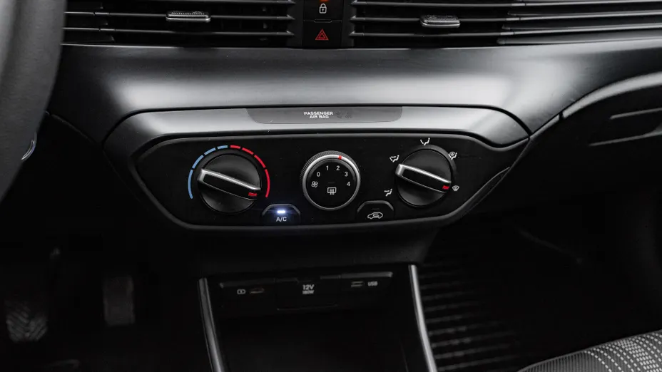 HYUNDAI i20 i20 1.2 Pure